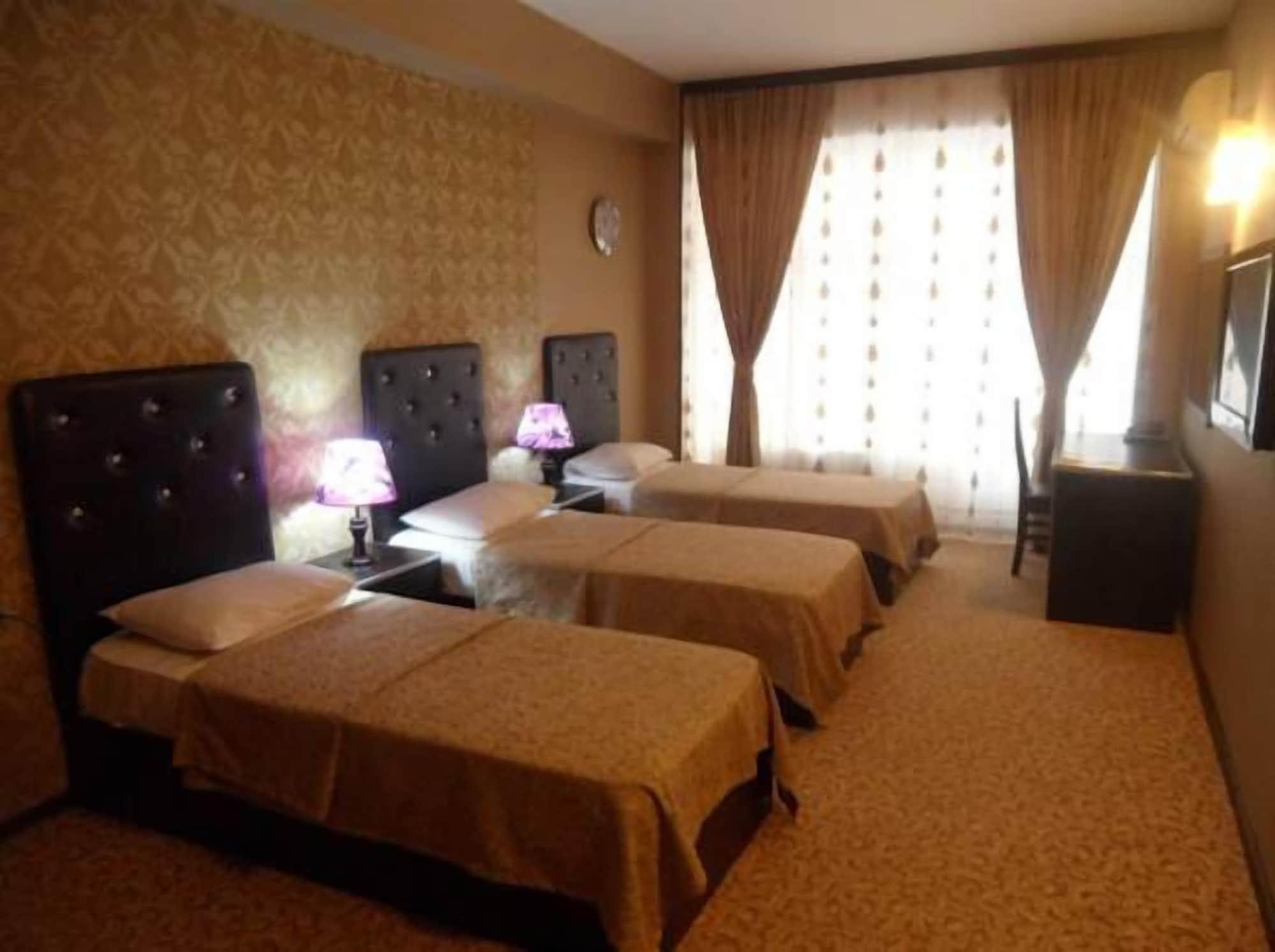 Avand Hotel Баку Екстер'єр фото
