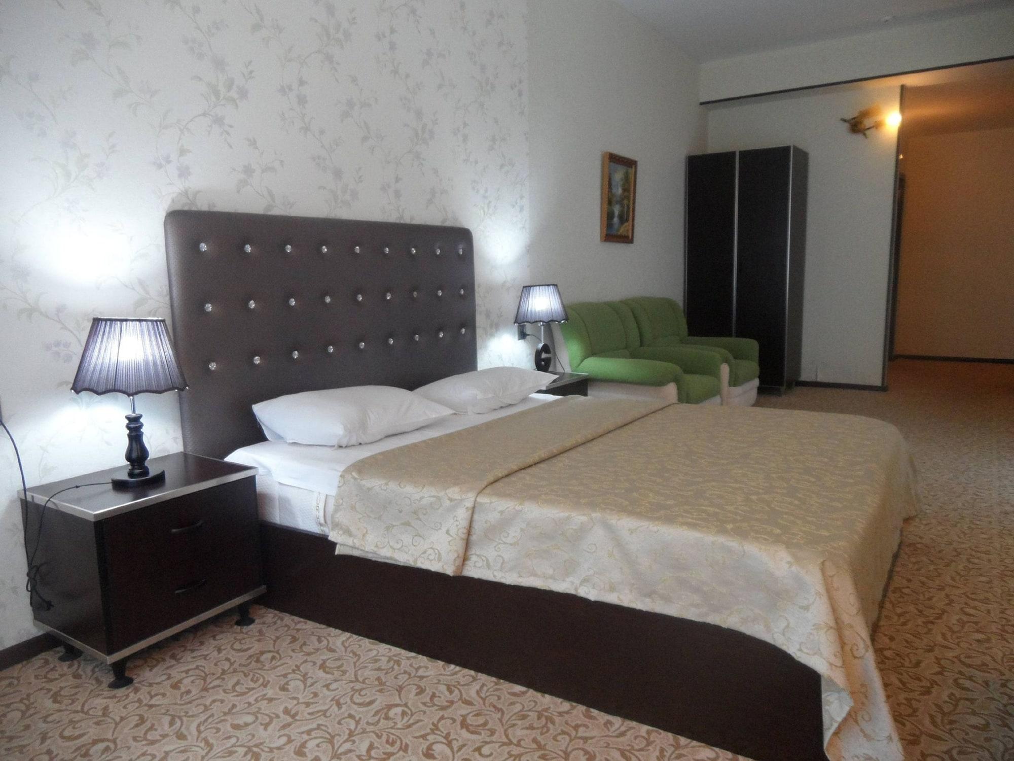Avand Hotel Баку Екстер'єр фото