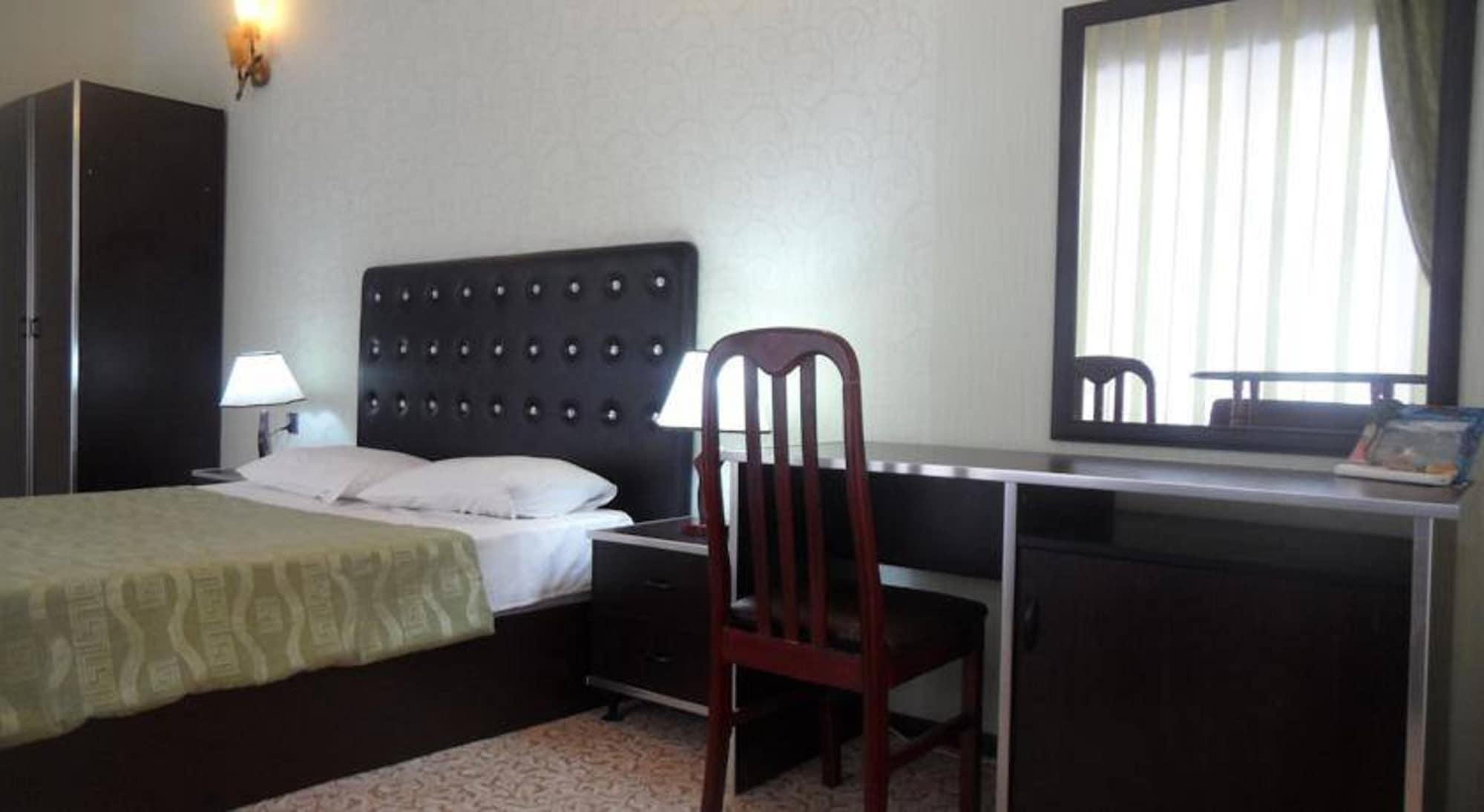 Avand Hotel Баку Екстер'єр фото