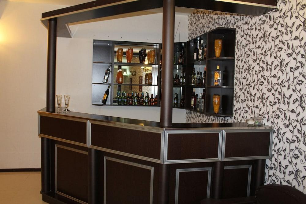 Avand Hotel Баку Екстер'єр фото