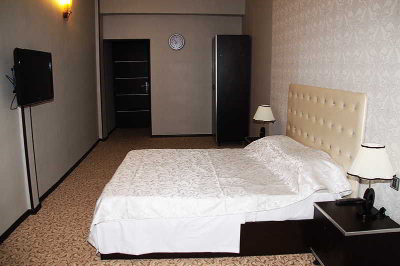 Avand Hotel Баку Екстер'єр фото