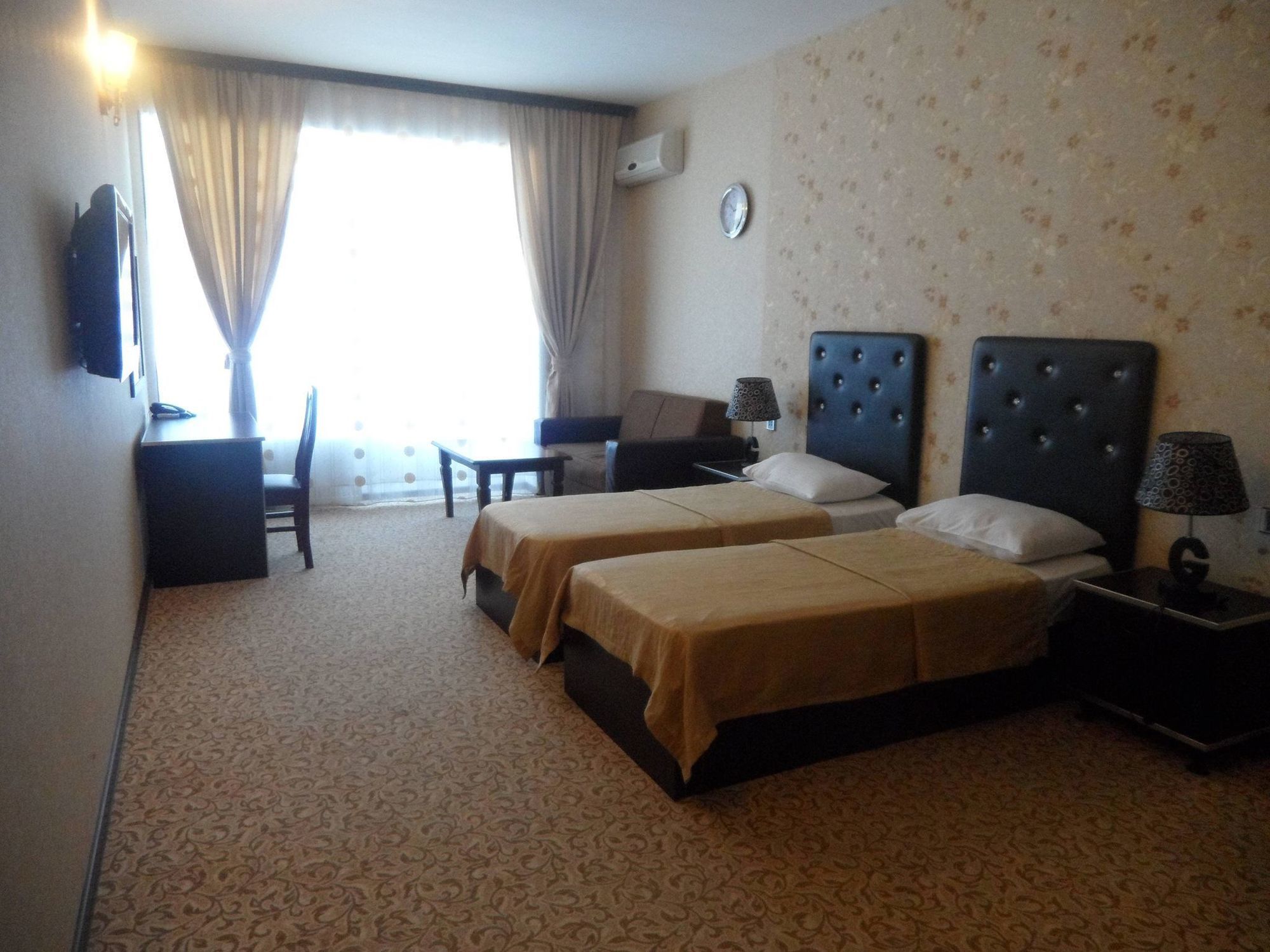 Avand Hotel Баку Екстер'єр фото